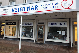 Veterinarian Erika Rask Ab